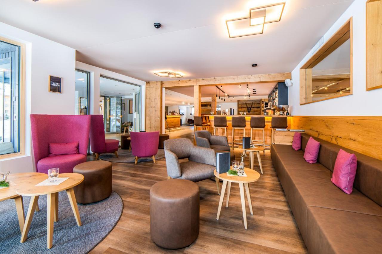 Hotel Kristall Saas-Almagell Ngoại thất bức ảnh
