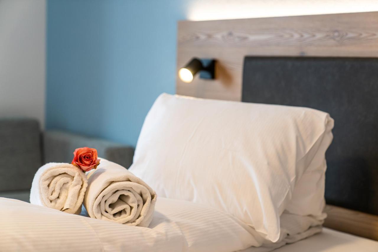 Hotel Kristall Saas-Almagell Ngoại thất bức ảnh