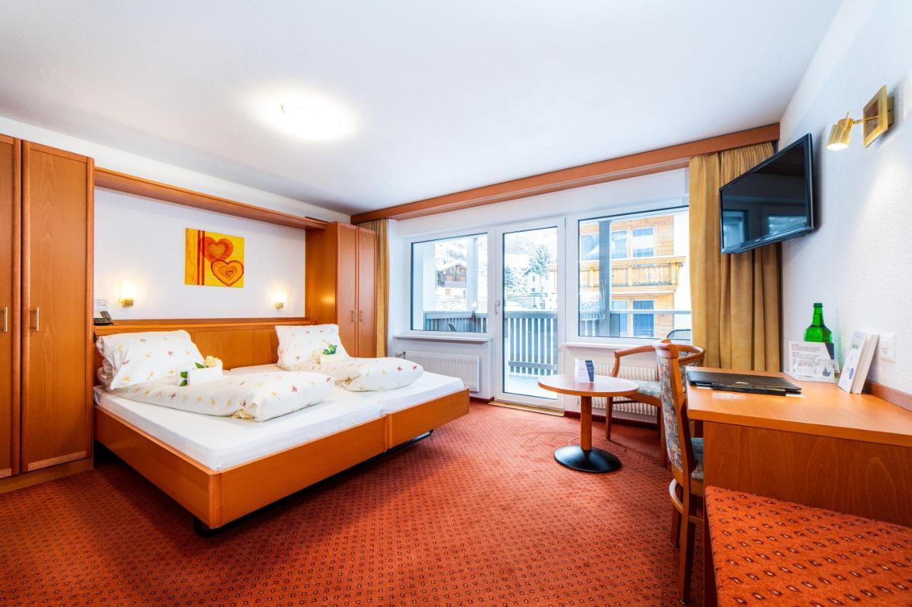 Hotel Kristall Saas-Almagell Ngoại thất bức ảnh