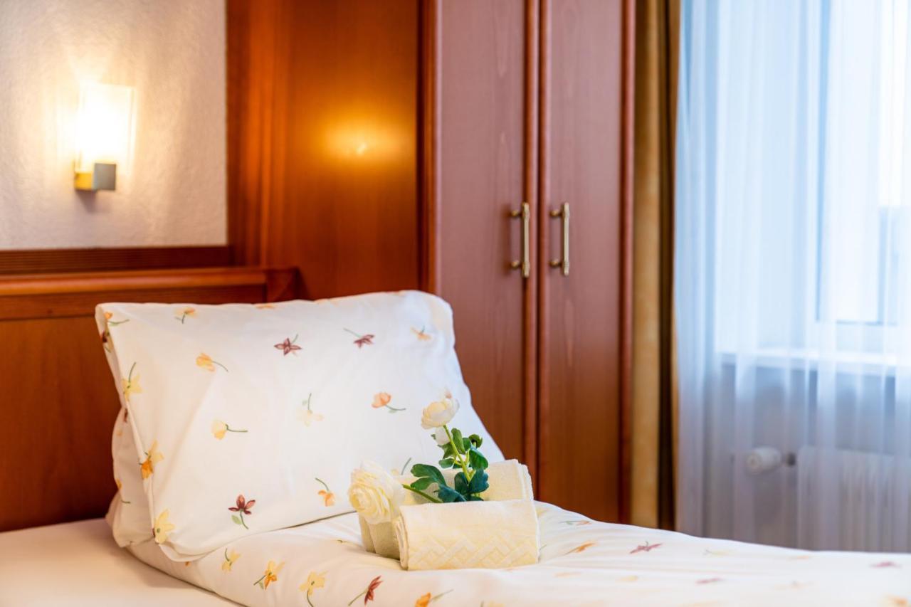 Hotel Kristall Saas-Almagell Ngoại thất bức ảnh
